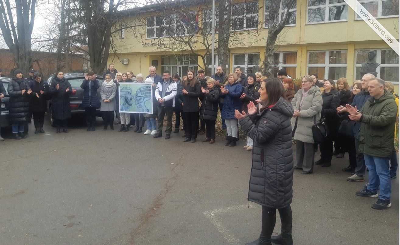 Skup podrške kolektivu škole Ivo Lola Ribar - Vesti iz Sombora - SOinfo ...